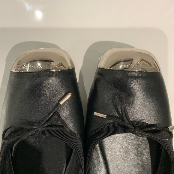 ALEXANDER MCQUEEN 
Metal Toe Punk Ballet Flats - Picture 3 of 10